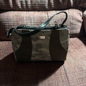 Brand New Miche Petite Purse Plus Shells